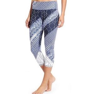 Athleta Indigo Geo Print Capri Legging